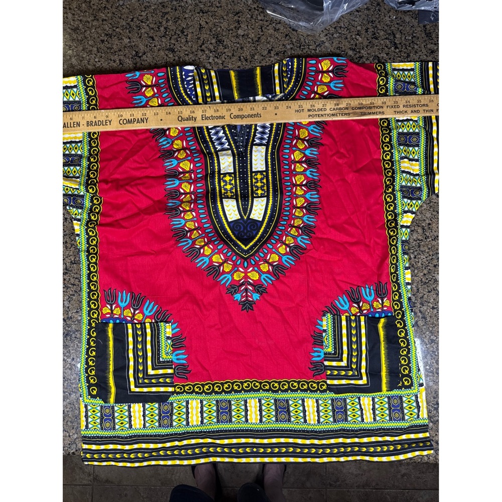 Vibrant Red African Dashiki Shirt Traditional Tribal Print Tunic with Pockets